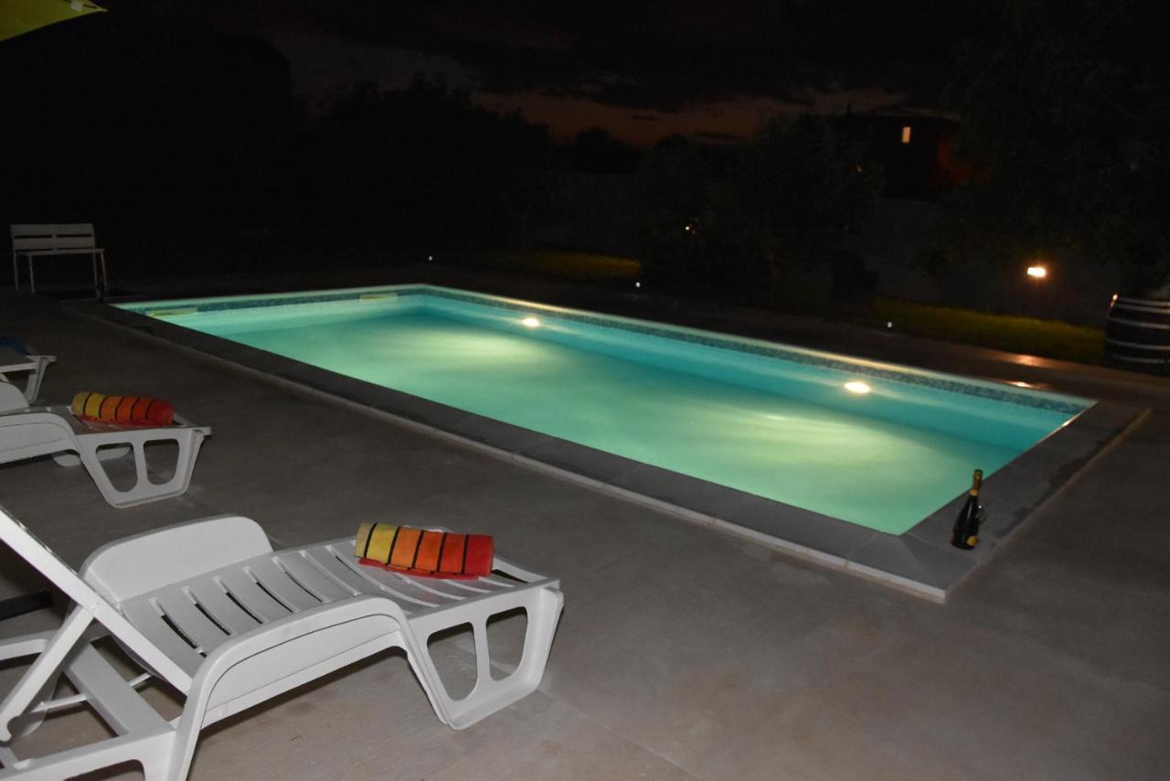 Villa Kutija Sveti Filip i Jakov Luaran gambar